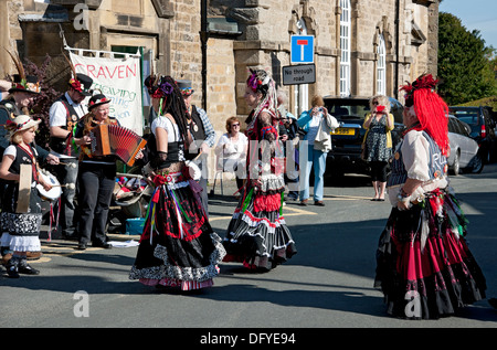 Vier hundert Rosen Tänzer Masham North Yorkshire England UK United Kingdom GB Great Britain Stockfoto