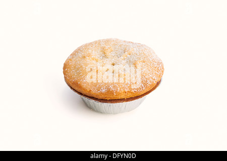 Eine süße Weihnachten Mince Pie auf weißem Hintergrund. Stockfoto