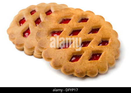 Zwei Marmelade gefüllte Cookies isoliert auf weiss Stockfoto