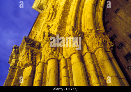 Santiago-Kirche. "Portada del Perdón´. Villafranca del Bierzo. Provinz León. Spanien. Camino de Santiago Stockfoto