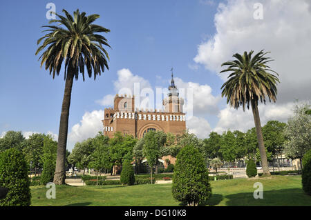 Barcelona, Spanien. 12. Mai 2013. Blick auf das Naturkundemuseum in Barcelona, Spanien, 12. Mai 2013. Fotoarchiv für ZeitgeschichteS.Steinach/dpa/Alamy Live News Stockfoto