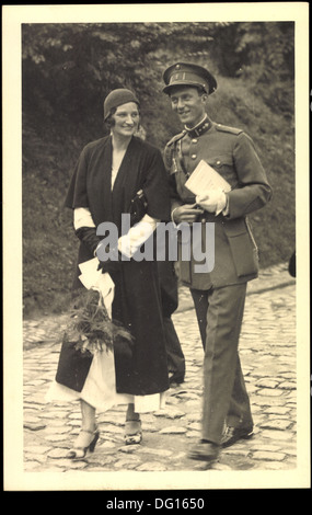 Foto Ak Königin Astrid Mit König Leopold III. von Belgien;