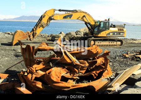 Caterpillar 330d Bagger bei der Arbeit in Reykjavik, Island Stockfoto