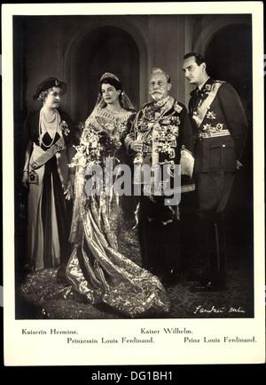 AK Kaiserin Hermine, Kaiser Wilhelm II., Prinz u Prinzessin Louis Ferdinand; Stockfoto