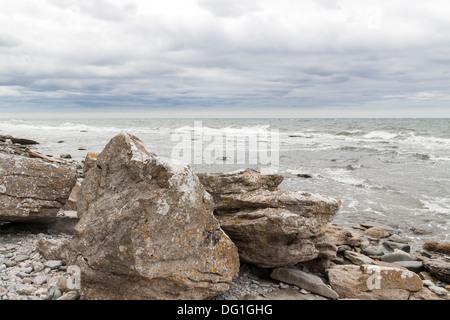 Felsige Küste von Gotland, Insel in der Ostsee in Schweden. Stockfoto