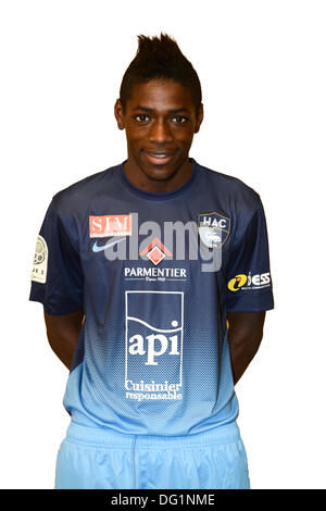 Le Havre, Frankreich. 7. Oktober 2013. Französischen Liga 1 Team Le Harve, offizielle Portrait-Fotos für die Saison 2013 / 14. Harrison MANZALA © Aktion Plus Sport/Alamy Live-Nachrichten Stockfoto