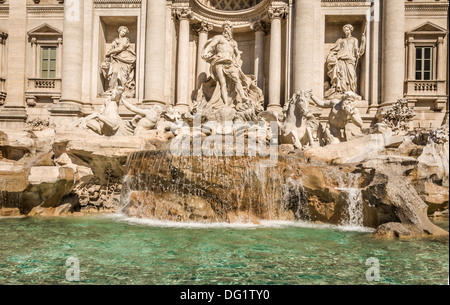 Trevi-Brunnen (Fontana di Trevi) in Rom, Italien Stockfoto