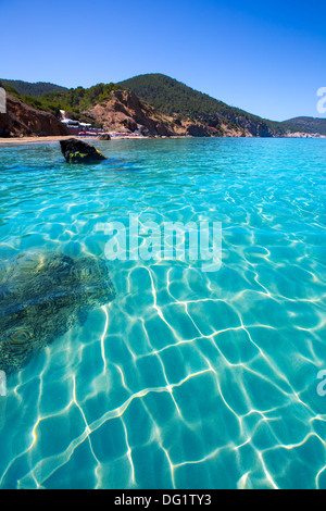 Ibiza Aigues Lehrschule Aguas Blancas Beach in Santa Eulalia Balearen Spanien Stockfoto