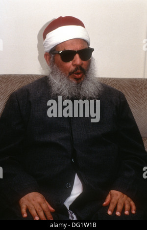 Jersey City, New Jersey - 6. April 1993 - Scheich Omar Abdel Rahman (aka der blinde Scheich) auf Pressekonferenz in seiner Wohnung in Jersey City © Stacy Walsh Rosenstock. Stockfoto