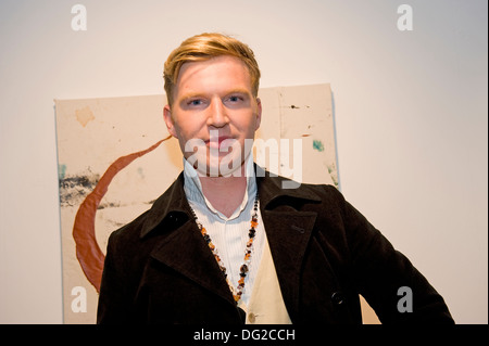 Henry Conway Rook & Raven Gallery in London an Billy Zanes 'Seize das Day Bed' Ausstellung von Gemälden. Stockfoto