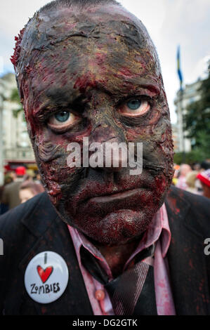 12. Oktober 2013 Porträt eines Teilnehmers in der jährlichen Zombie Invasion of London.  Fotograf: Gordon Scammell/Alamy Live-Nachrichten Stockfoto