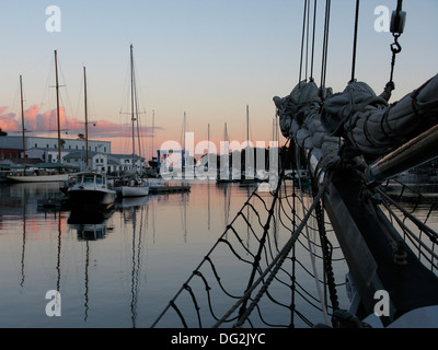 Sonnenuntergang Camden Harbor Maine Küste New England USA Stockfoto