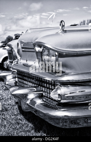 Scheinwerfer in voller Größe Auto spezielle Buick (1958), schwarz / weiß Stockfoto