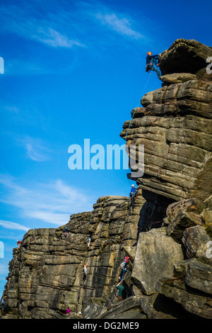 Richtfest am direkten Schwibbogen, Stanage, Peak District, UK Stockfoto