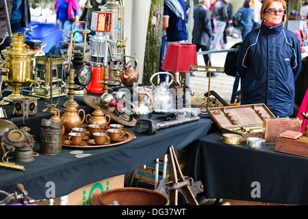 Ponte de Lima, herrschaftlichen Villen, Römerbrücke, River Board Walk, hält größten Markt in Portugal, Heimat von roten Vino Verdi,, Antikmarkt Stockfoto