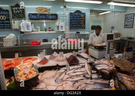 Dunn Ross Beresford Fischereimarkt Frischfisch & Meeresfrüchte & Schale Fischhändler St Helier Jersey Stockfoto