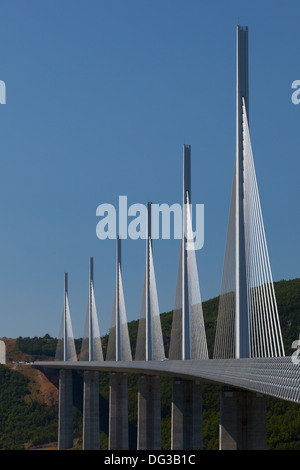 Viadukt von Millau, Viaduc de Millau, Architekt Norman Foster und Ingenieur Michel Virlogeux Stockfoto