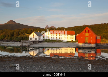 Der alte Handelsplatz Kjerringoy, Nordland, Norwegen, Skandinavien, Europa Stockfoto