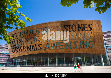 Millenium Centre, Bucht von Cardiff, Wales, Vereinigtes Königreich, Europa Stockfoto