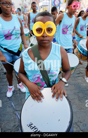 Band im Karneval von Salvador in Pelourinho, Bahia, Brasilien, Südamerika Stockfoto