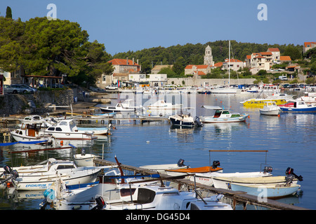 Blick auf die Altstadt, Stadt, Cavtat, Dubrovnik Riviera, Dalmatien, Dalmatien, Kroatien, Europa Stockfoto