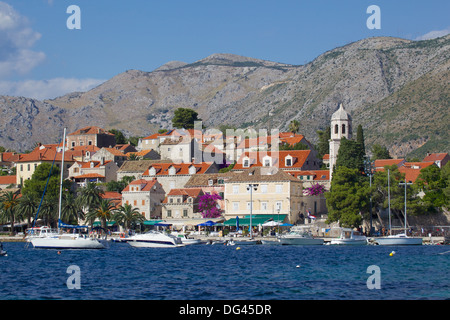 Blick auf die Altstadt, Stadt, Cavtat, Dubrovnik Riviera, Dalmatien, Dalmatien, Kroatien, Europa Stockfoto