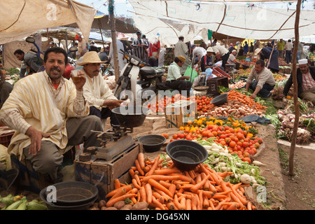 Montag Berbermarkt, Tnine Ourika, Ourika-Tal, Atlasgebirge, Marokko, Nordafrika, Afrika Stockfoto