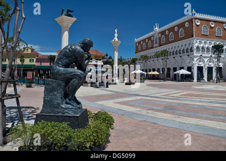 Venezianischen Stil Architektur an eine neu gestaltete Venedig Shopping-Mall, die entsprechend benannten The Venezia Hua Hin Thailand Asien Stockfoto