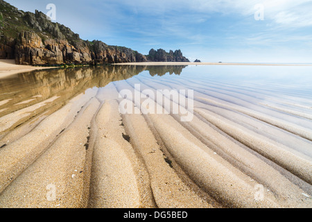 Foto von Pedn Vounder Strand in der Nähe von Porthcurno Cornwall England UK Europe Stockfoto