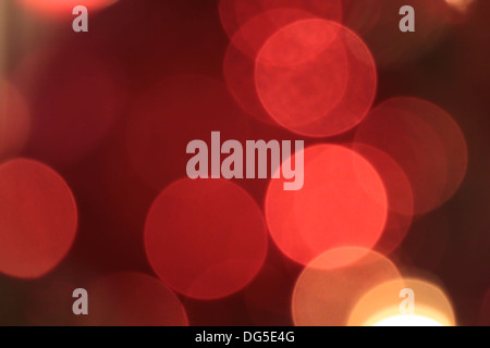 Abstrakte rote Lichter am Weihnachtsbaum als Hintergrund Stockfoto