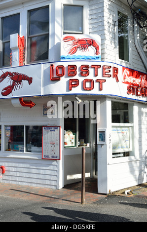 Fischrestaurant am malerischen Straße in Seaside Town von Provincetown Cape Cod Massachusetts USA Stockfoto
