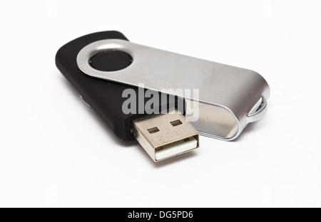 USB-Flash-Laufwerk auf weißem Hintergrund Stockfoto