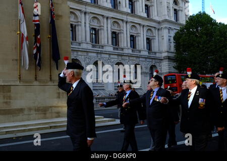 London, UK. 15. Oktober 2013. Ein Marsch von pensionierten Soldaten protestieren will die Regierungen die Füsiliere aufzulösen. Bildnachweis: Rachel Megawhat/Alamy Live-Nachrichten Stockfoto