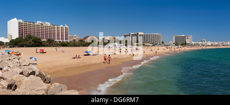 Portugal, Algarve, Vilamoura Hotels und Strand Stockfoto