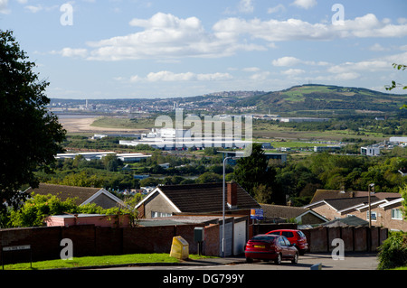 Baglan und Baglan Bucht vom Wales Küstenweg (hohe Niveau Route) Neath Port Talbot, South Wales. Stockfoto