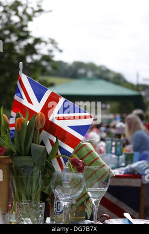 Straßenfest in Guildford für Königin Elizabeth II Diamant-Jubiläum feiern Stockfoto