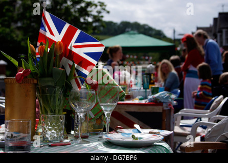 Straßenfest in Guildford für Königin Elizabeth II Diamant-Jubiläum feiern Stockfoto