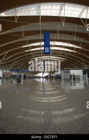 Check-in Zeichen in Pudong Shanghai International Airport Stockfoto