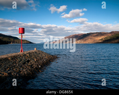 Blick vom Fort Augustus über das berühmte Loch Ness in Schottland Stockfoto