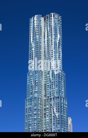 Beekman Tower (aka Manhattan von Gehry) bei 8 Fichte Street, New York City, USA. Stockfoto