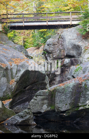 Geformten Felsen Naturgebiet in Groton, New Hampshire, USA Stockfoto