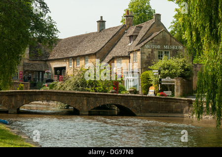 River Windrush, Bourton-on-the-Water, Gloucestershire, England Stockfoto