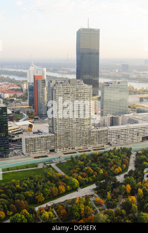Wien, Skyline, Donaustadt, DC Tower 1, 2013, höchstes Gebäude Wiens, 250 m, Architekt Dominique Perrault Stockfoto