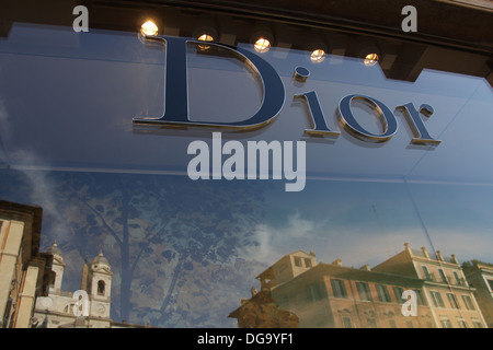 Christian Dior-Schaufenster von der spanischen Treppe in Rom Italien Stockfoto