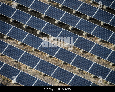 Photovoltaik-Solarzellen Stockfoto