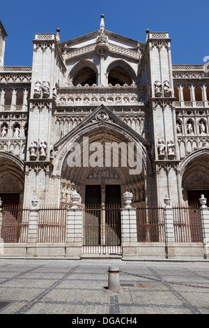 Eingang der Primas Kathedrale der Heiligen Maria von Toledo, Spanien Stockfoto