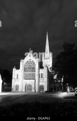 Schwarz / weiß Bild von Norwich Cathedral, Norwich City, Norfolk County, England, UK Stockfoto