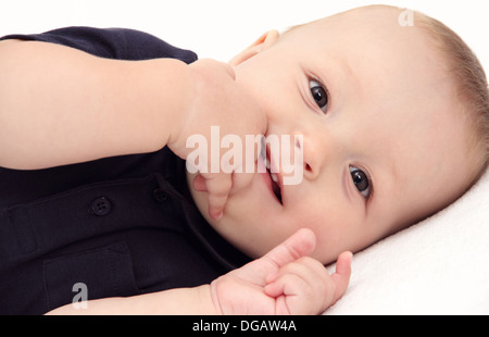 Baby auf Rückseite Stockfoto