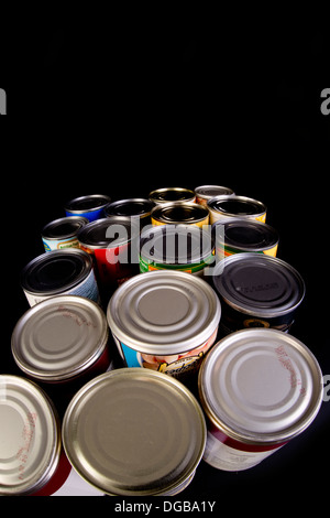 Blechdosen mit Platz für Ihren Typ. Stockfoto