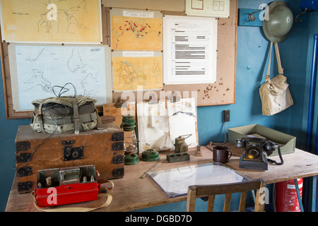 Einen zweiten Weltkrieg frühe Warnung Unterschlupf bei Pendennis Castle, eine Festung, die von der Invasion seit 450 Jahren, Falmouth, UK Cornwall geschützt hat. Stockfoto